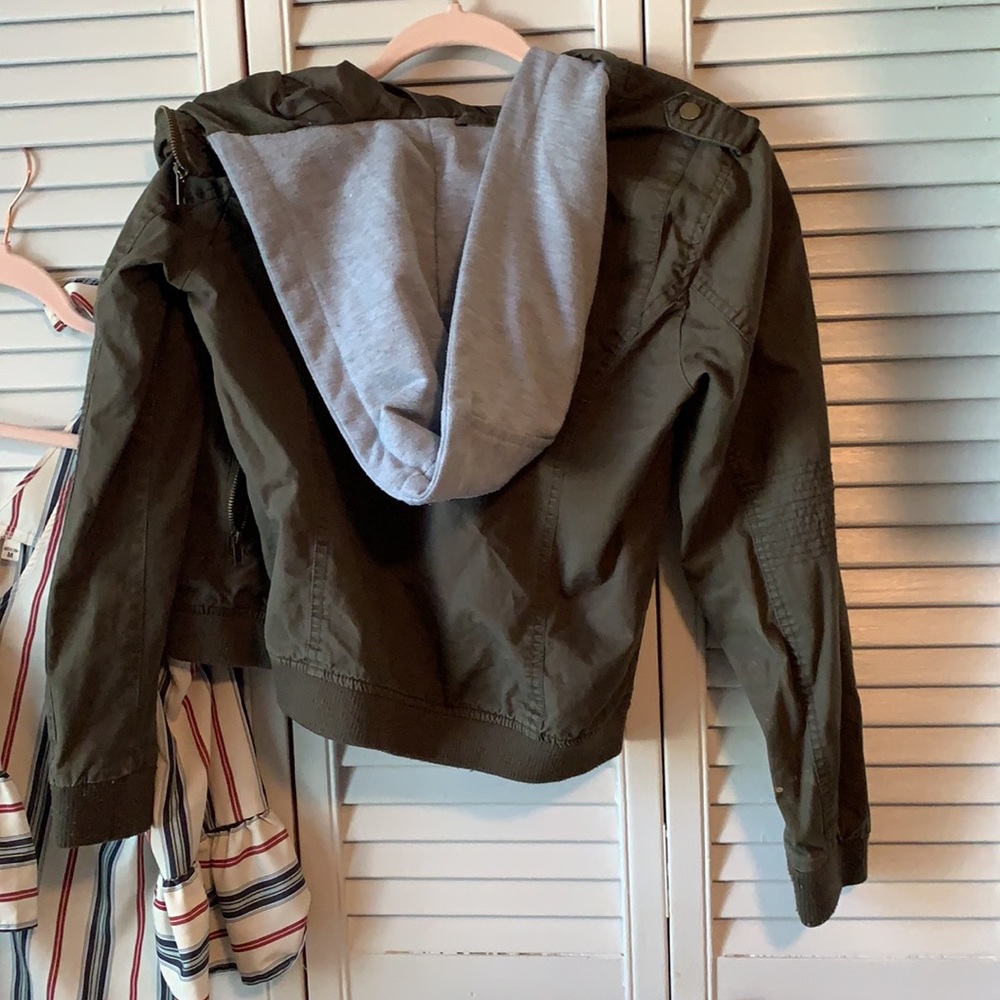Bomber jacket - Picture 2 of 3